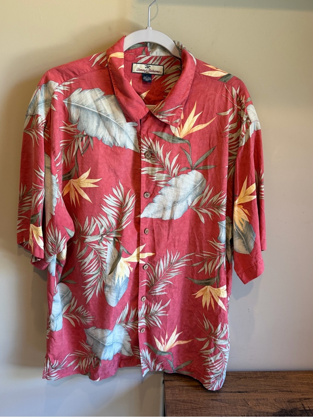 Tommy Bahama Silk Hawaiian Shirt Palm Tree Print‎ Button Up Shirt L